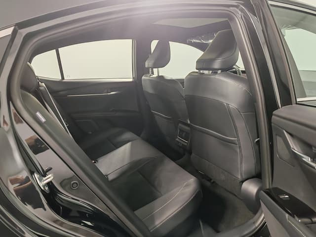 Toyota Camry 2.0HXS Sports Plus Edition в лизинг - 16