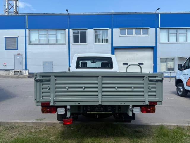 UAZ Profi двухрядная кабина Двойная кабина с бортом Base 4х4 2.7 5MT в лизинг - 6