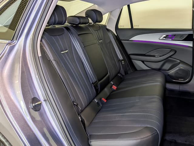 Hongqi H5 Deluxe 2.0T в лизинг - 13
