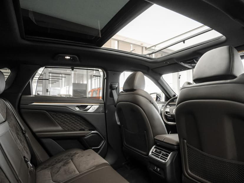 Wey 05 Premium 2.0 PHEV DHT 4WD в лизинг - 27