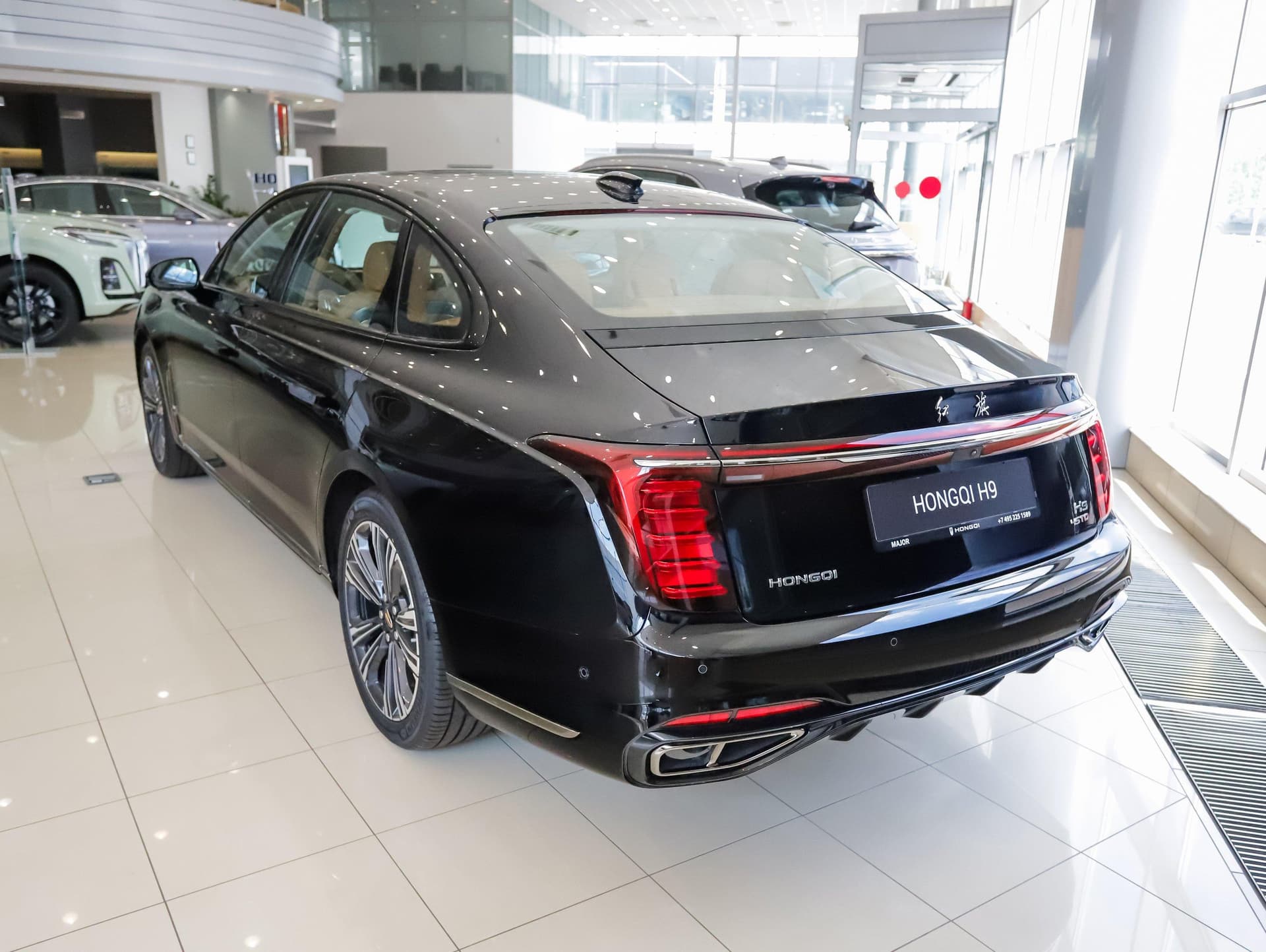 Hongqi H9 2.0Т Deluxe в лизинг - 4