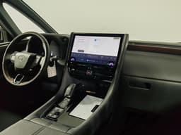 Toyota Alphard 2.5 HEV CVT в лизинг - 12