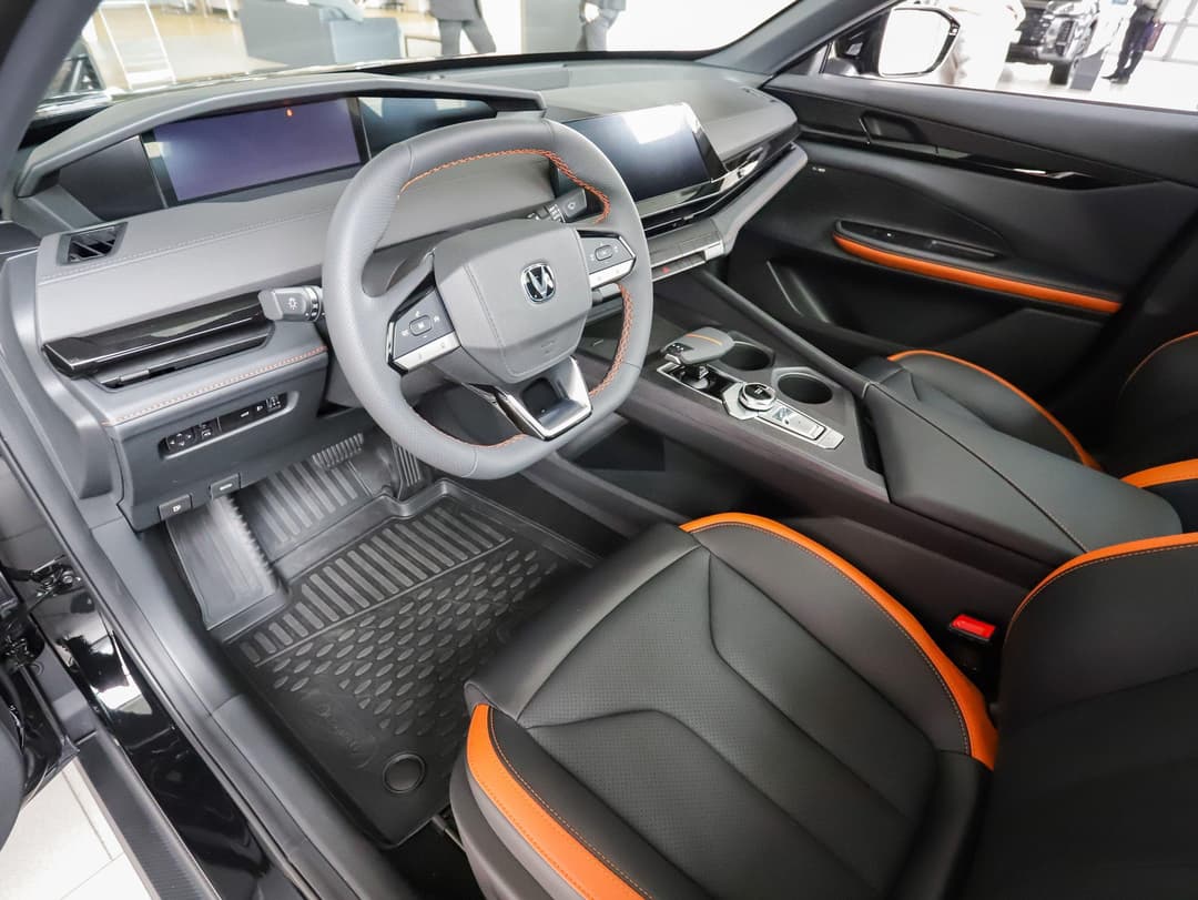 Changan Uni-V Tech 1.5T 7DCT в лизинг - 13