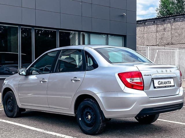 Lada Granta седан Classic 24 Кондиционер 1.6 90hp 5MT в лизинг - 8