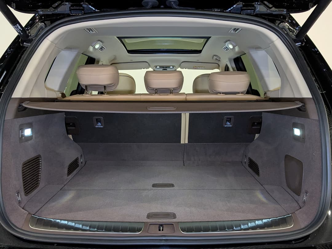 Seres M7 Pro 1.5hyb AT 4WD в лизинг - 9