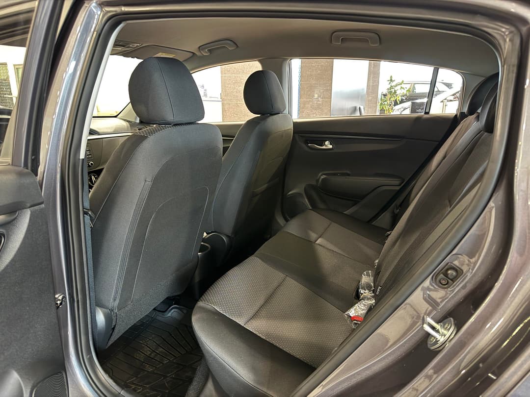 Solaris KRX Comfort 1.6 6AT в лизинг - 13