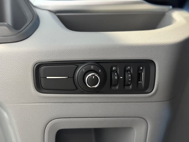 Avior V90 Фургон L3H2 3.5T 2.0TD 6MT FWD в лизинг - 18