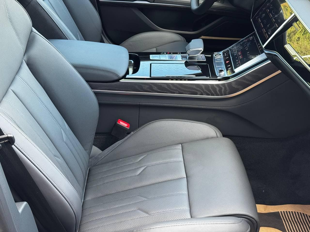 Audi A8 L 55 TFSI quattro tiptronic в лизинг - 14