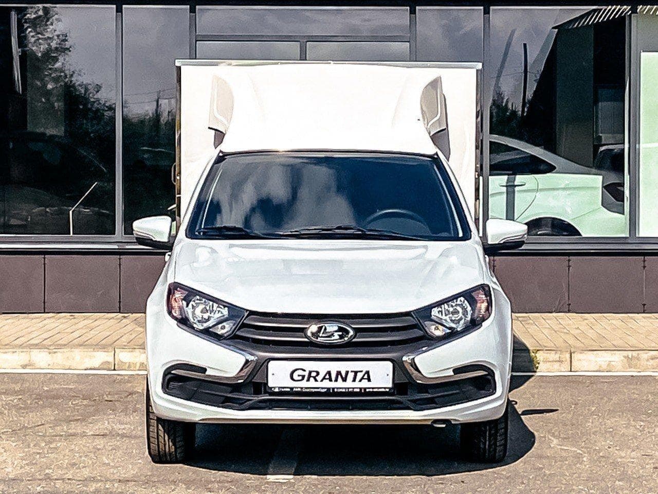 Lada Granta фургон Рефрижератор 1.6 87hp 5MT в лизинг - 4
