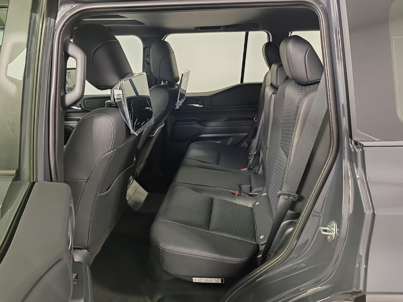 Toyota Land Cruiser Prado Mid VX 2.8d АКП в лизинг - 13