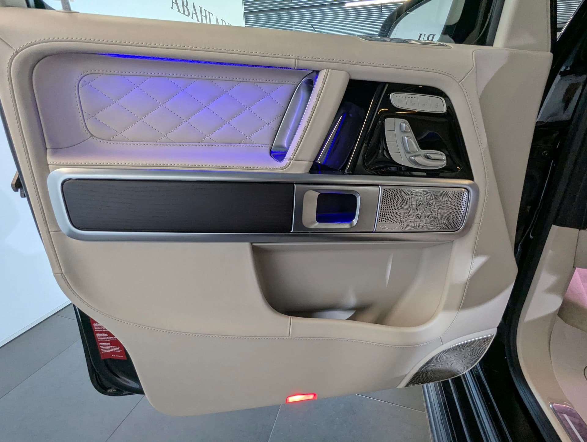 Mercedes-Benz G 63 AMG в лизинг - 13