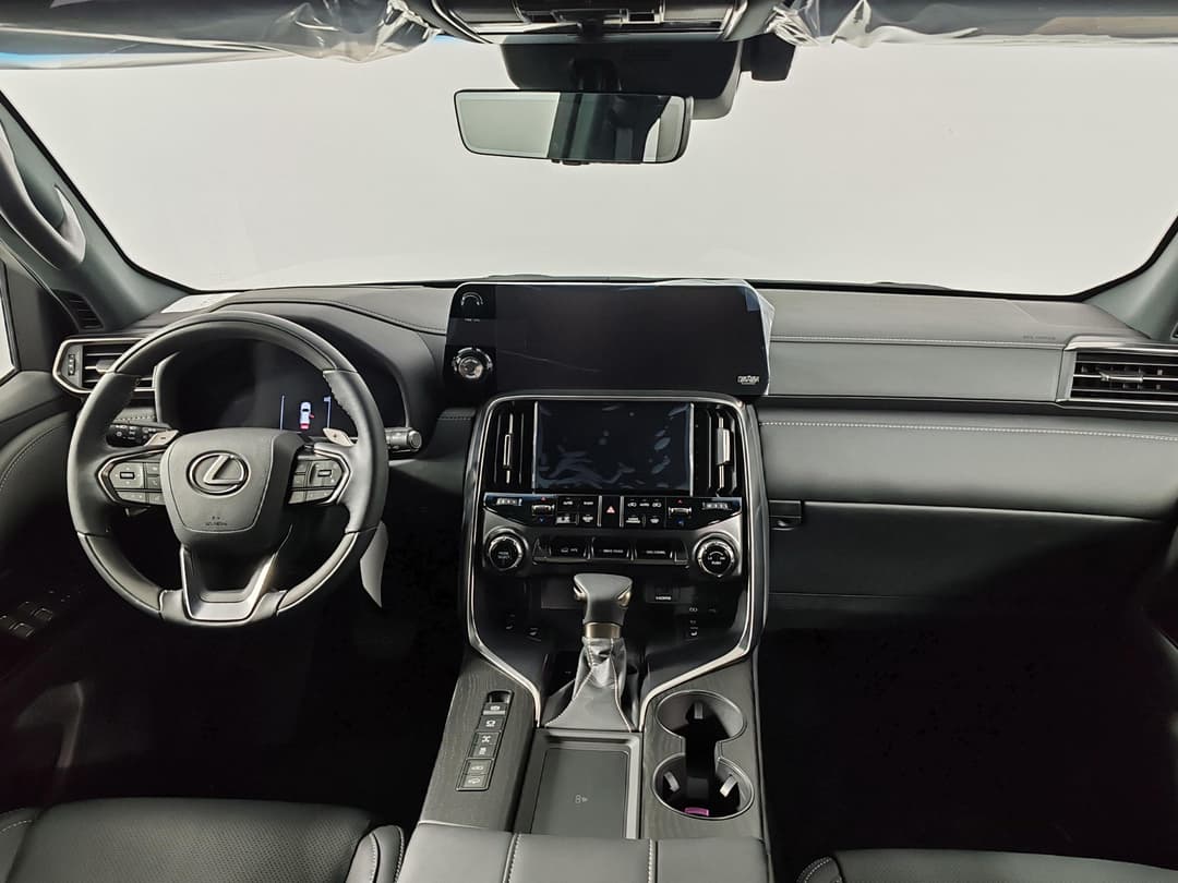 Lexus LX 500d Urban DSL в лизинг - 13