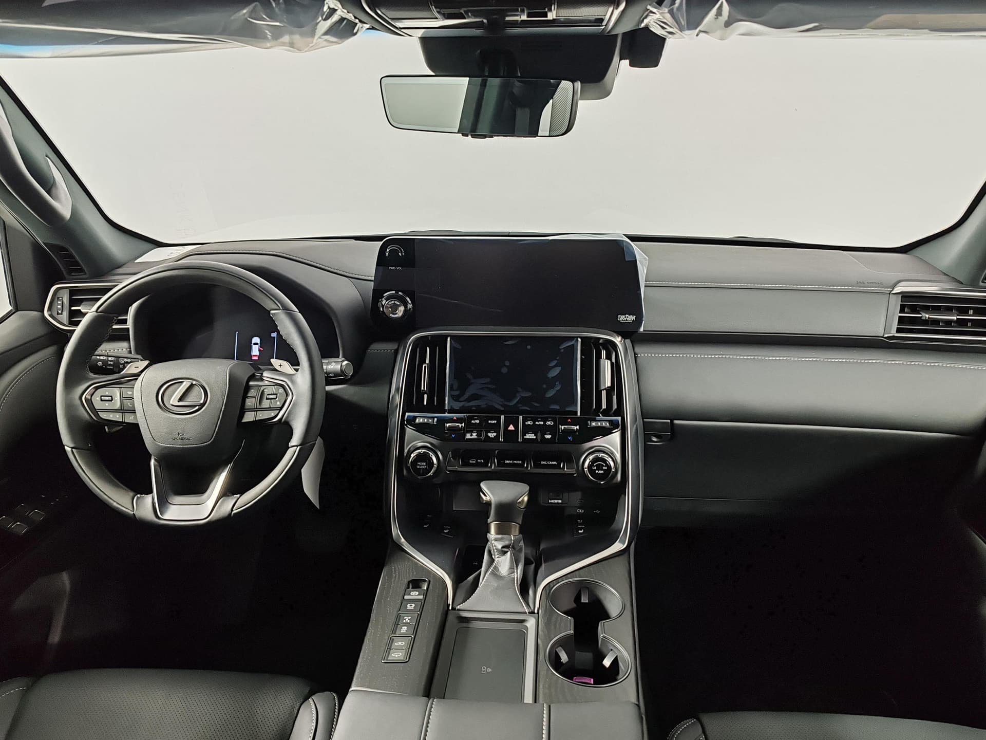 Lexus LX 500d Urban DSL в лизинг - 13