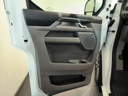 Ford Tourneo Custom Титаниум 320 длинная база 2.0 дизель 170 л.с. АТ полный привод в лизинг - 24