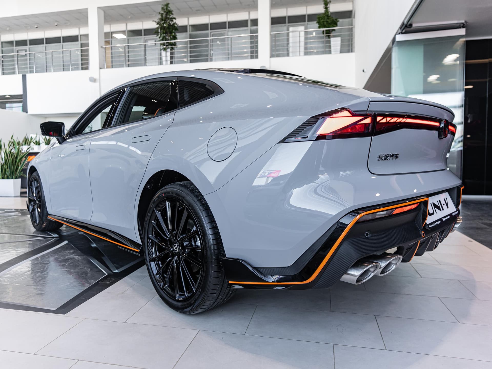 Changan Uni-K Tech 2.0 8AT AWD в лизинг - 3