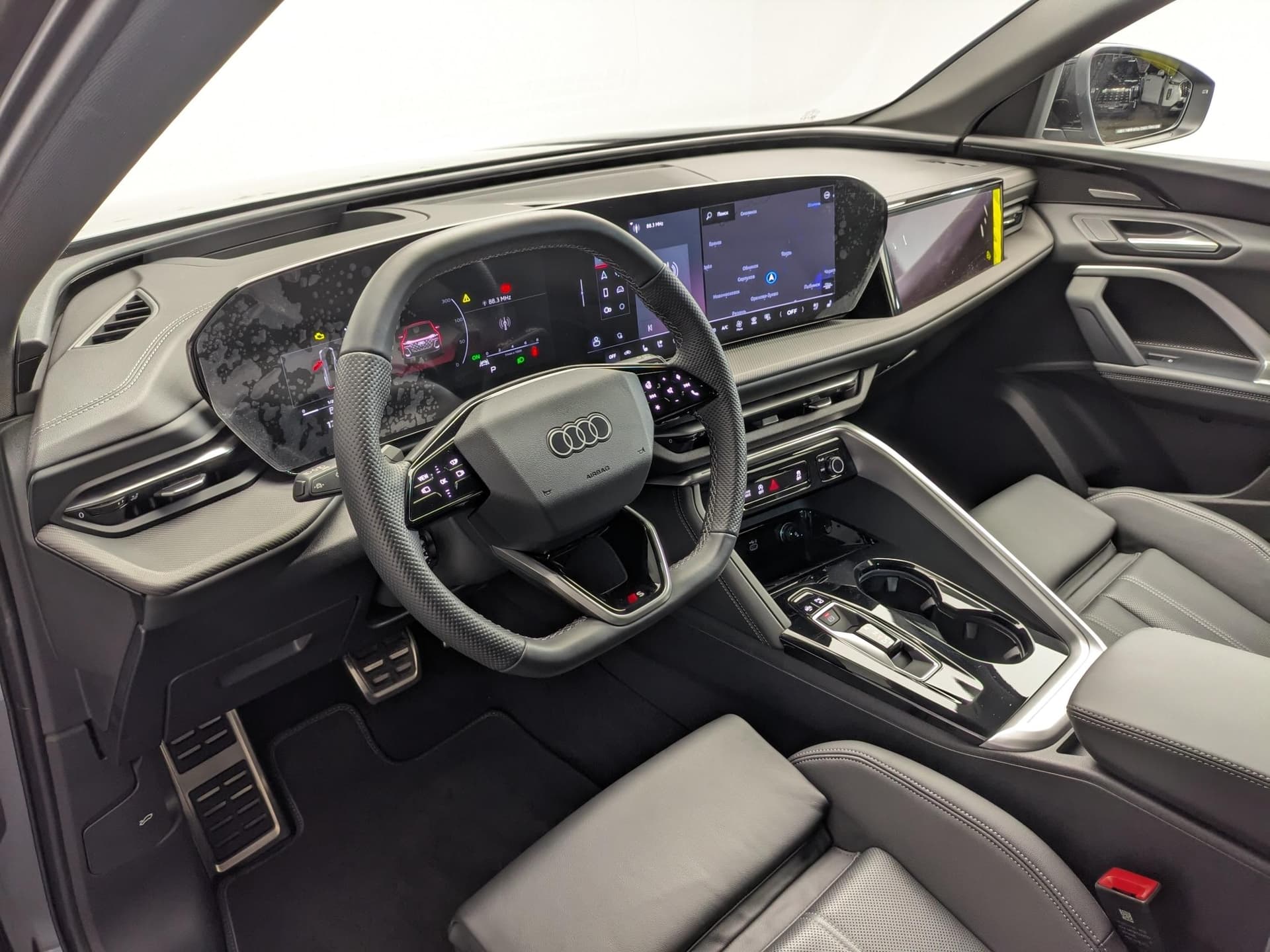Audi Q5 S-line 45 TFSI quattro S tronic в лизинг - 9