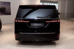 Voyah Dream PHEV Long Range (последовательный гибрид) в лизинг - 6