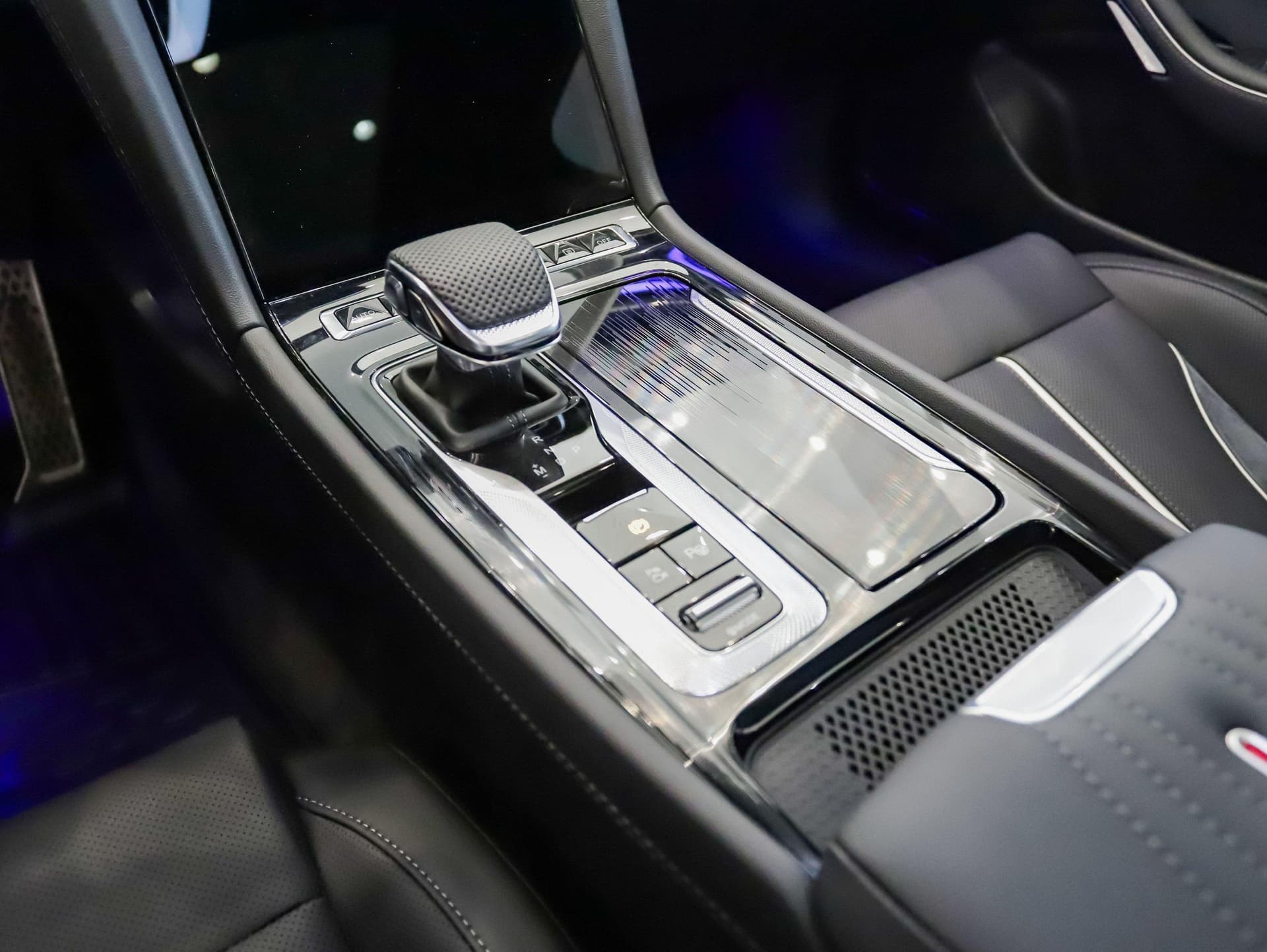 Hongqi H6 Dynamic 2.0T в лизинг - 14