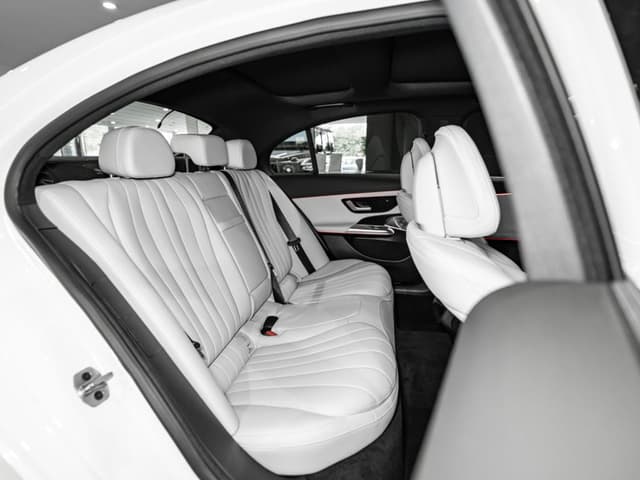 Mercedes-Benz E седан 300 4MATIC AMG Line в лизинг - 27