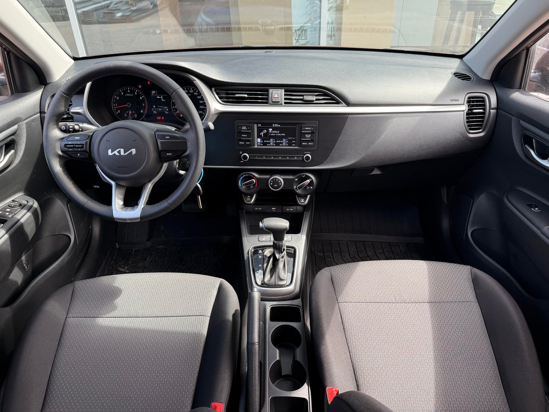 Solaris KRS Comfort 1.6 6AT в лизинг - 14