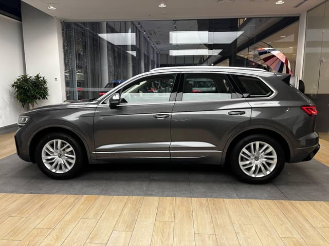 Volkswagen Touareg R-Line 2.0 TFSI 265hp 8AT в лизинг - 4
