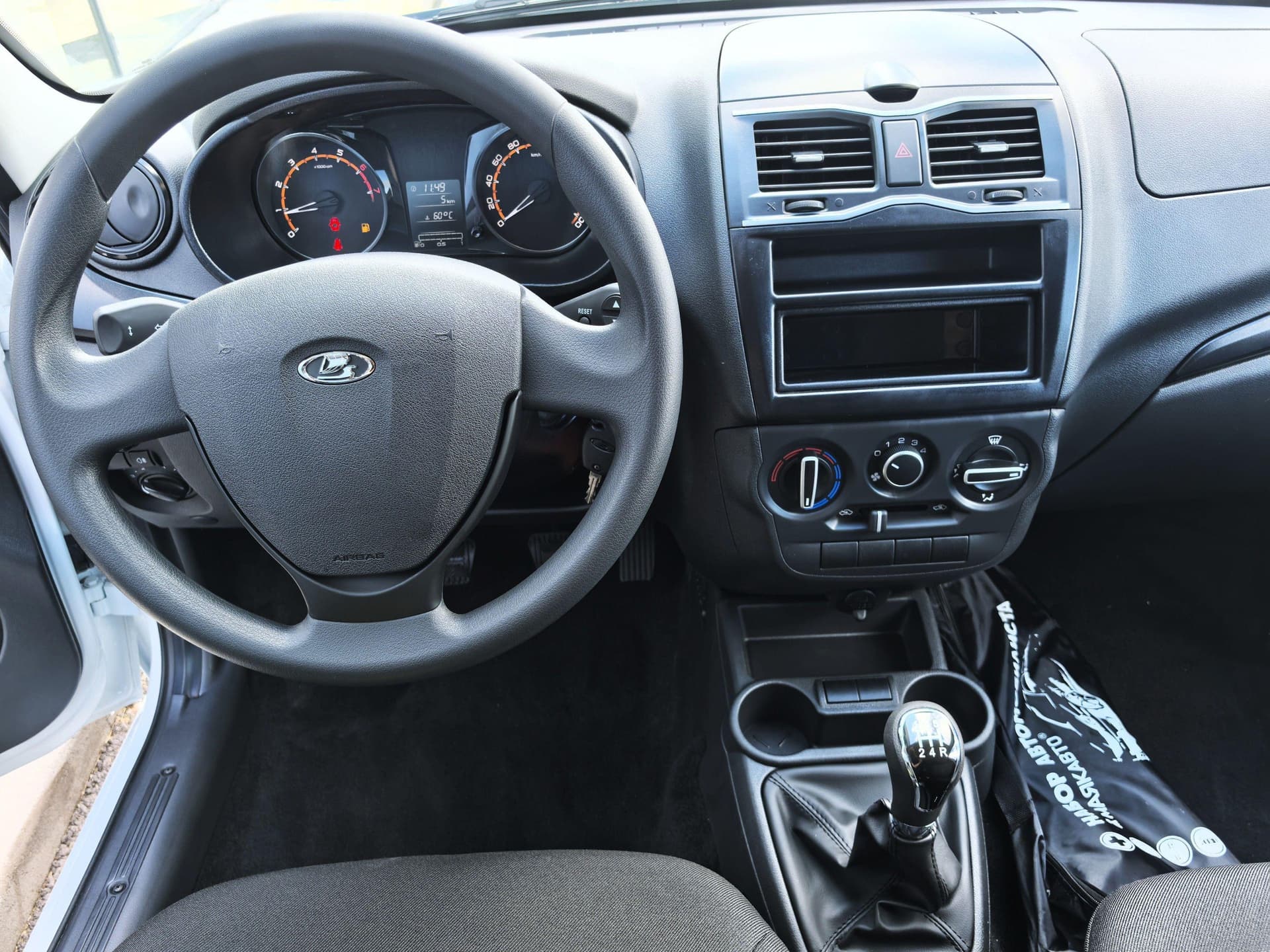 Lada Granta фургон Промтоварный удлиненный 1.6 87hp 5MT в лизинг - 14