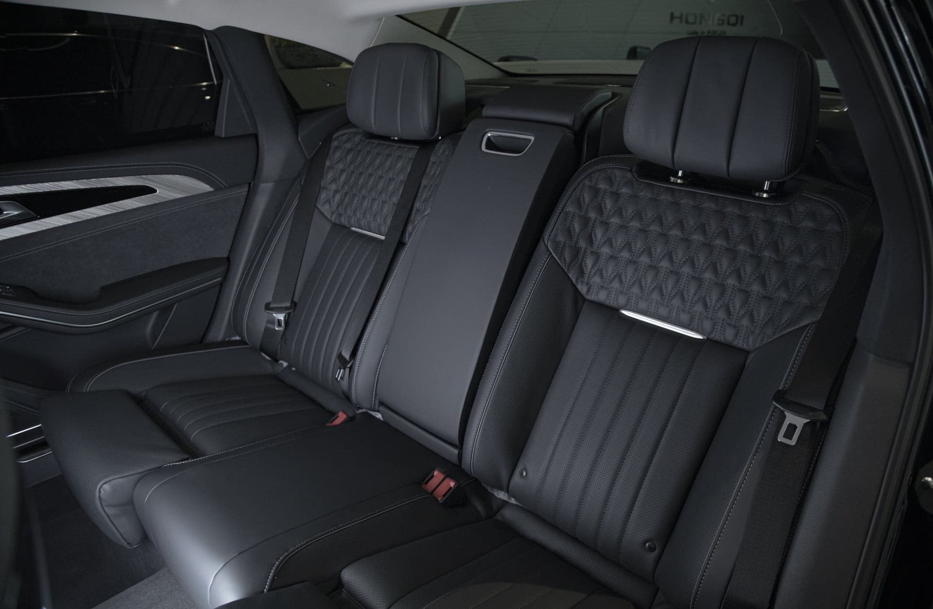 Hongqi H9 2.0Т Deluxe в лизинг - 6