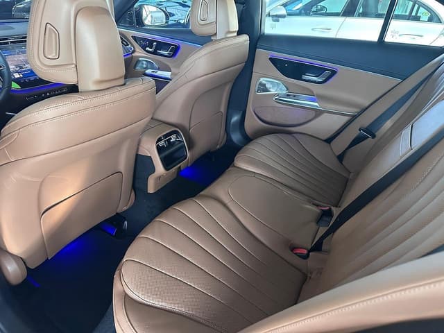 Mercedes-Benz E седан - 4