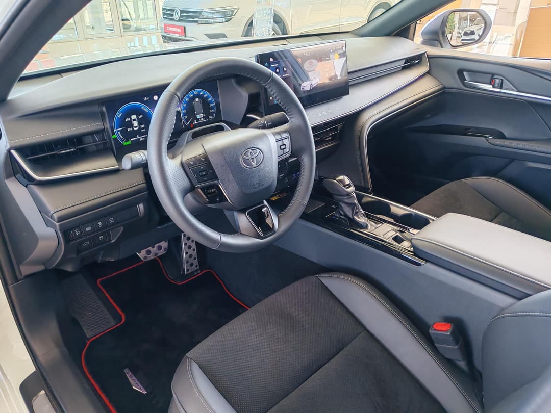 Toyota Camry 2.0HXS Sports Plus Edition в лизинг - 18