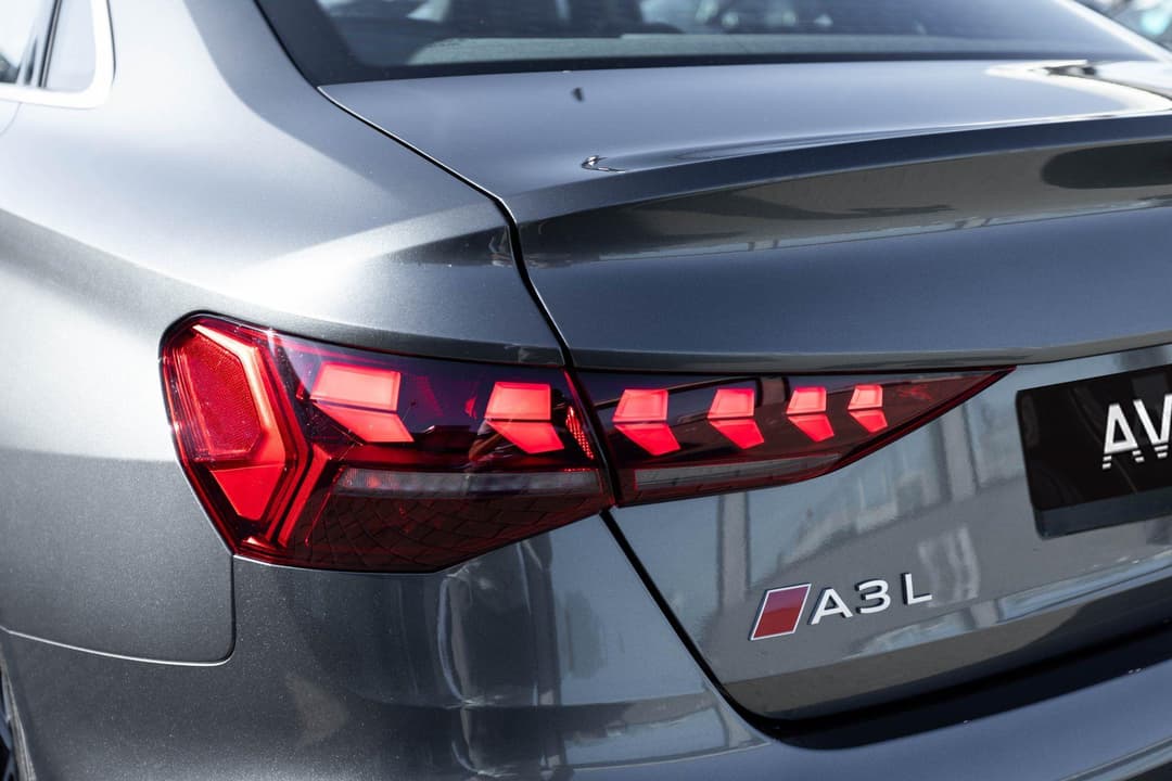 Audi A3 Sedan L Flying Spur Premium Edition 35 TFSI tiptronic в лизинг - 22
