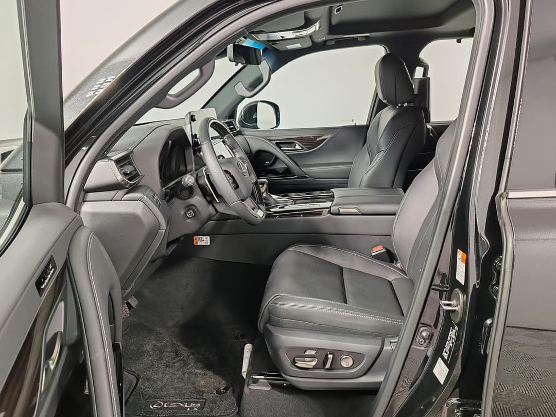 Lexus LX 600 Urban PTL в лизинг - 17