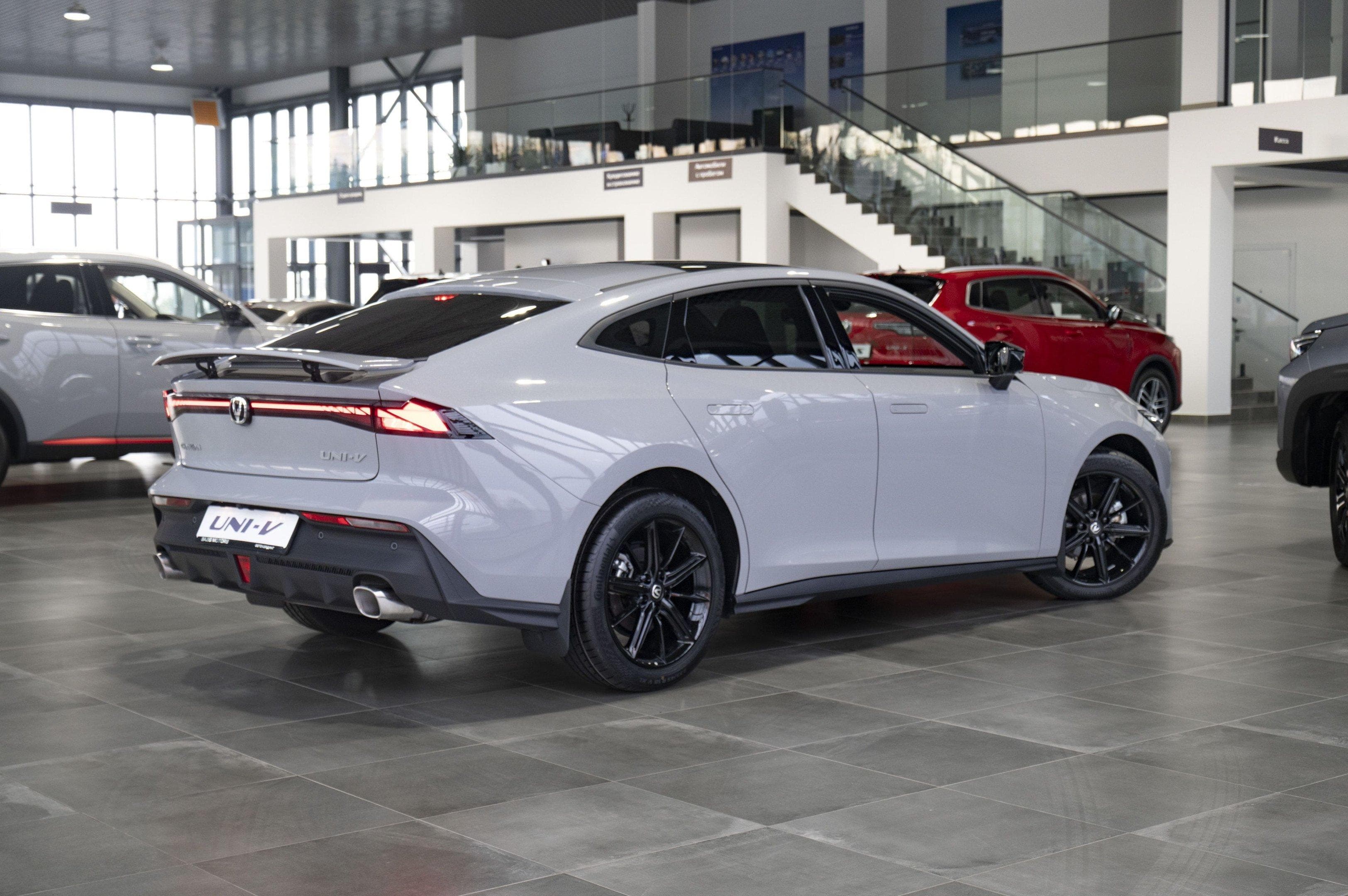 Changan Uni-V - 4