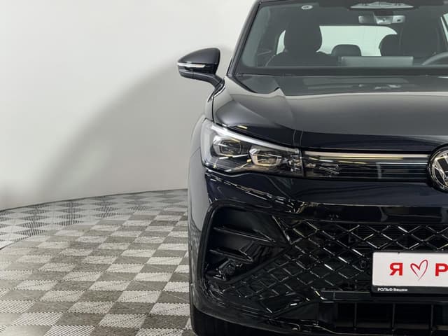 Volkswagen Tiguan L Pro R-Line Premium Edition 380TSI 7AT 4WD в лизинг - 10