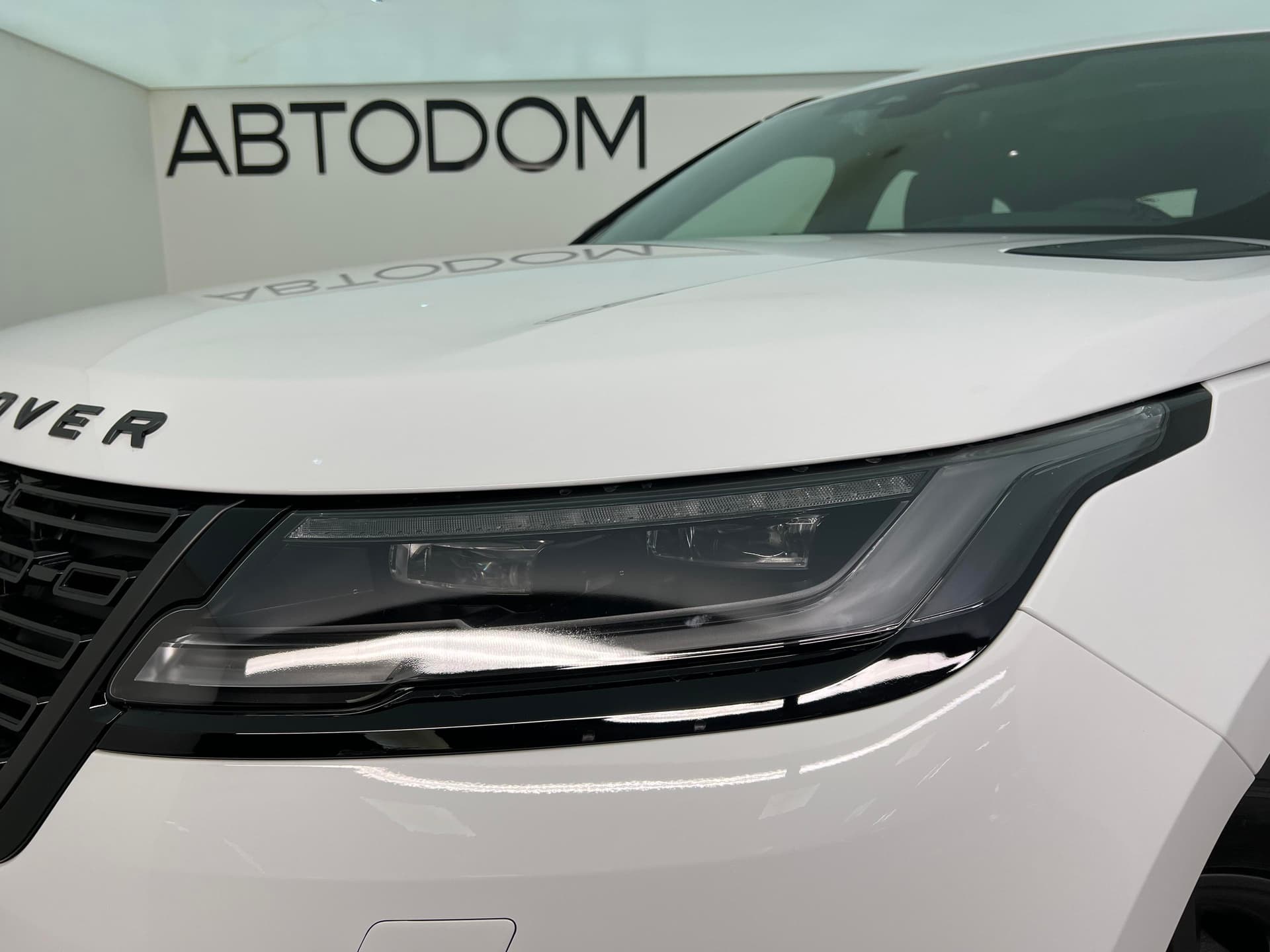 Land Rover Velar 2.0P 250 Dynamic SE в лизинг - 9