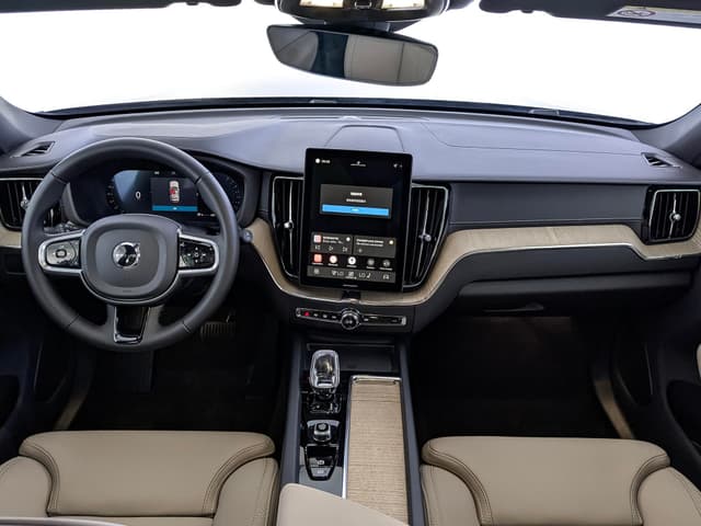 Volvo XC60 B5 Zhiyuan Deluxe Edition 250hp 8AT в лизинг - 11