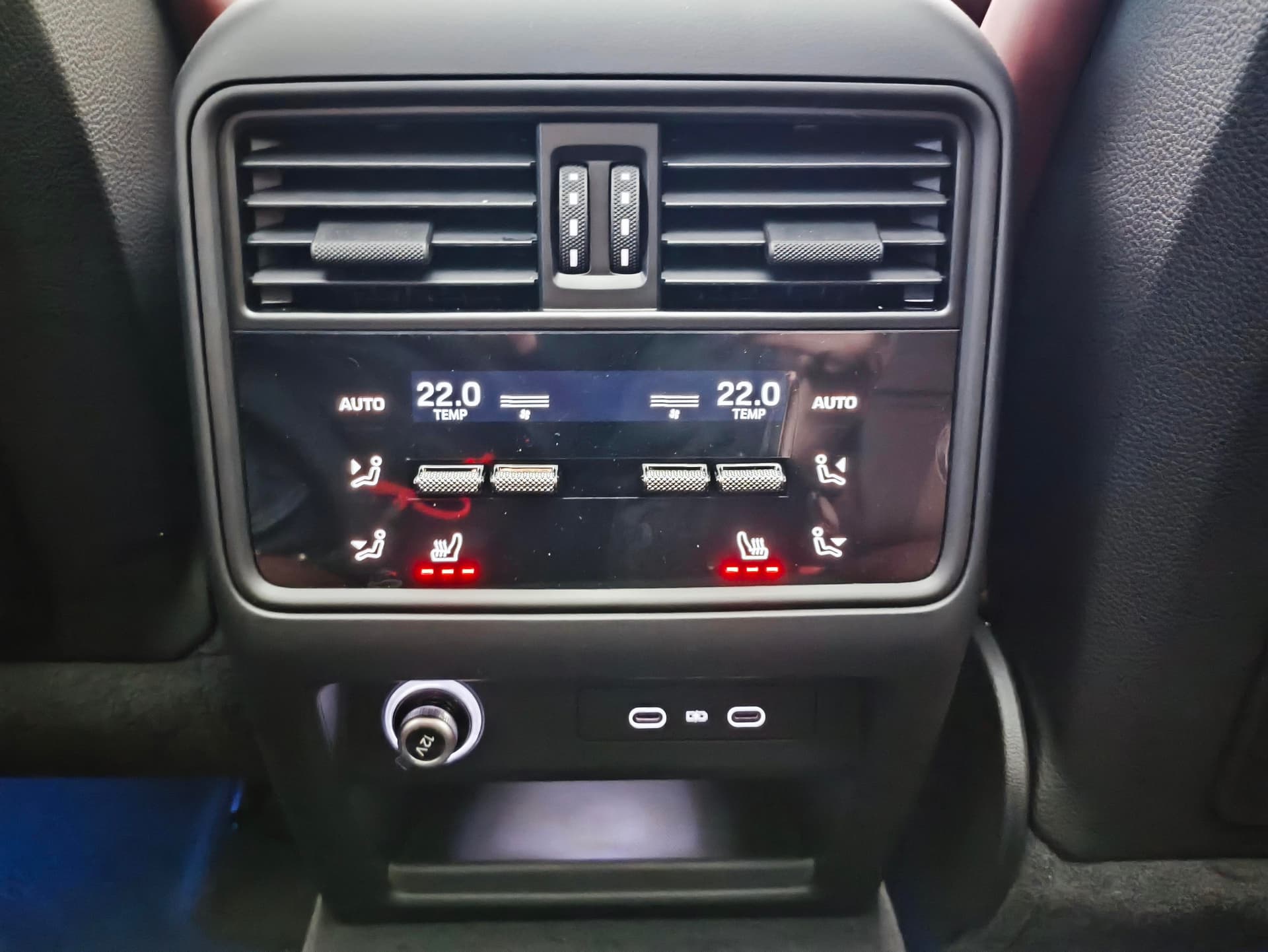 Porsche Cayenne Black Edition Coupe в лизинг - 28