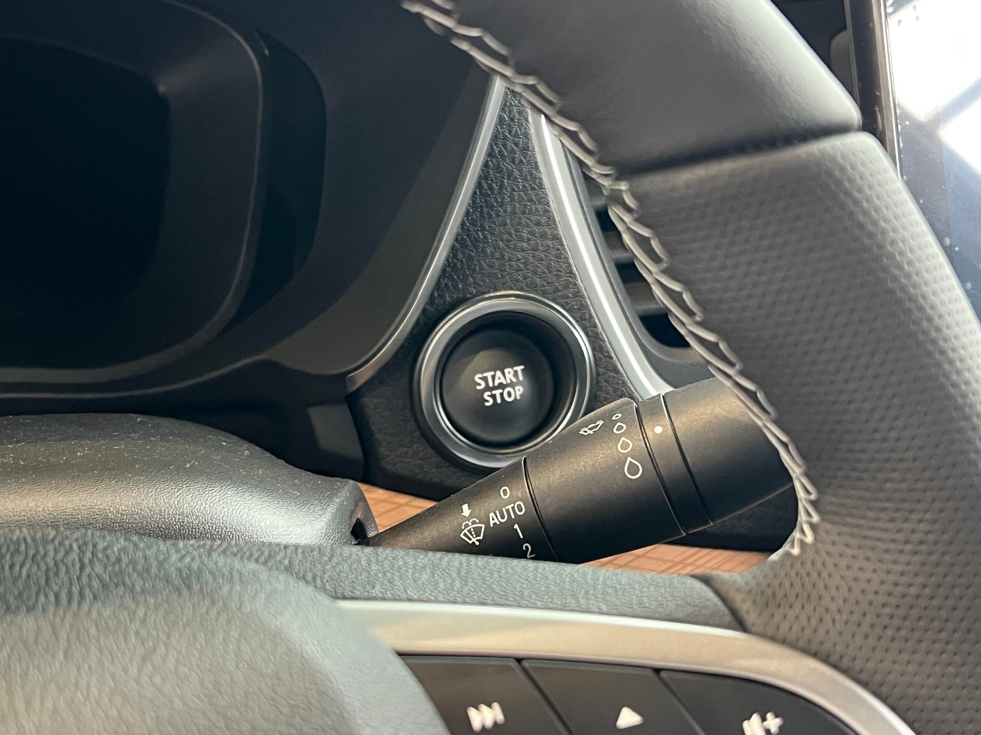 Lada Vesta Cross Techno 1.8 122hp 6MT в лизинг - 9