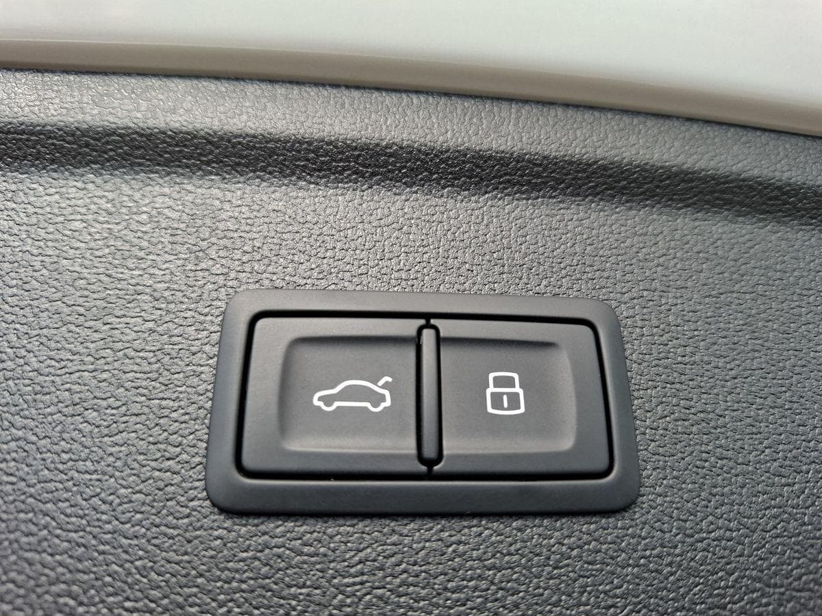 Audi A3 Sportback Premium Luxury 35 TFSI tiptronic в лизинг - 17