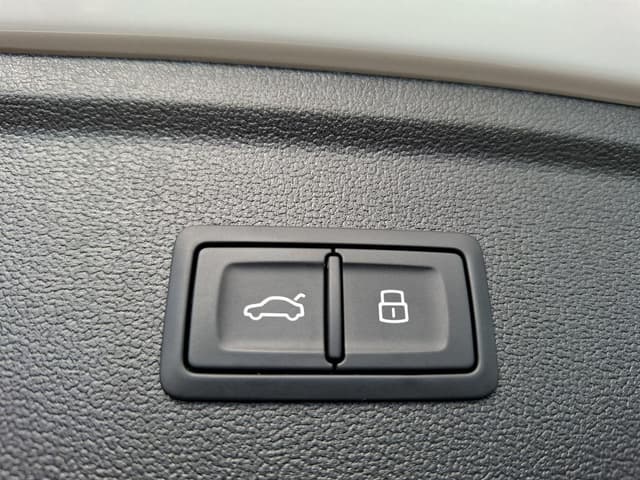 Audi A3 Sportback Premium Luxury 35 TFSI tiptronic в лизинг - 17