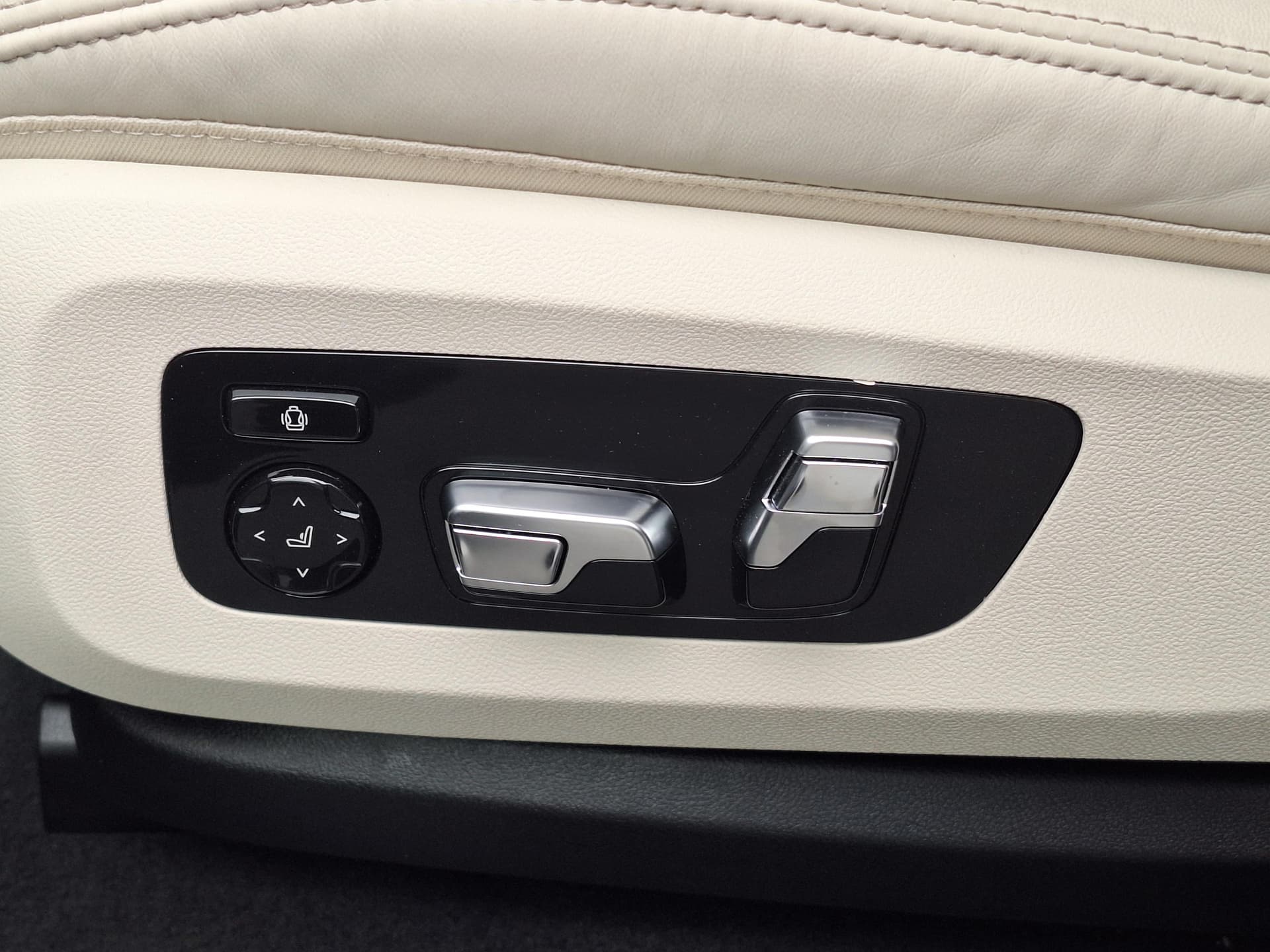 BMW X7 Икс-Драйв40д М Спорт (M Sport) в лизинг - 14