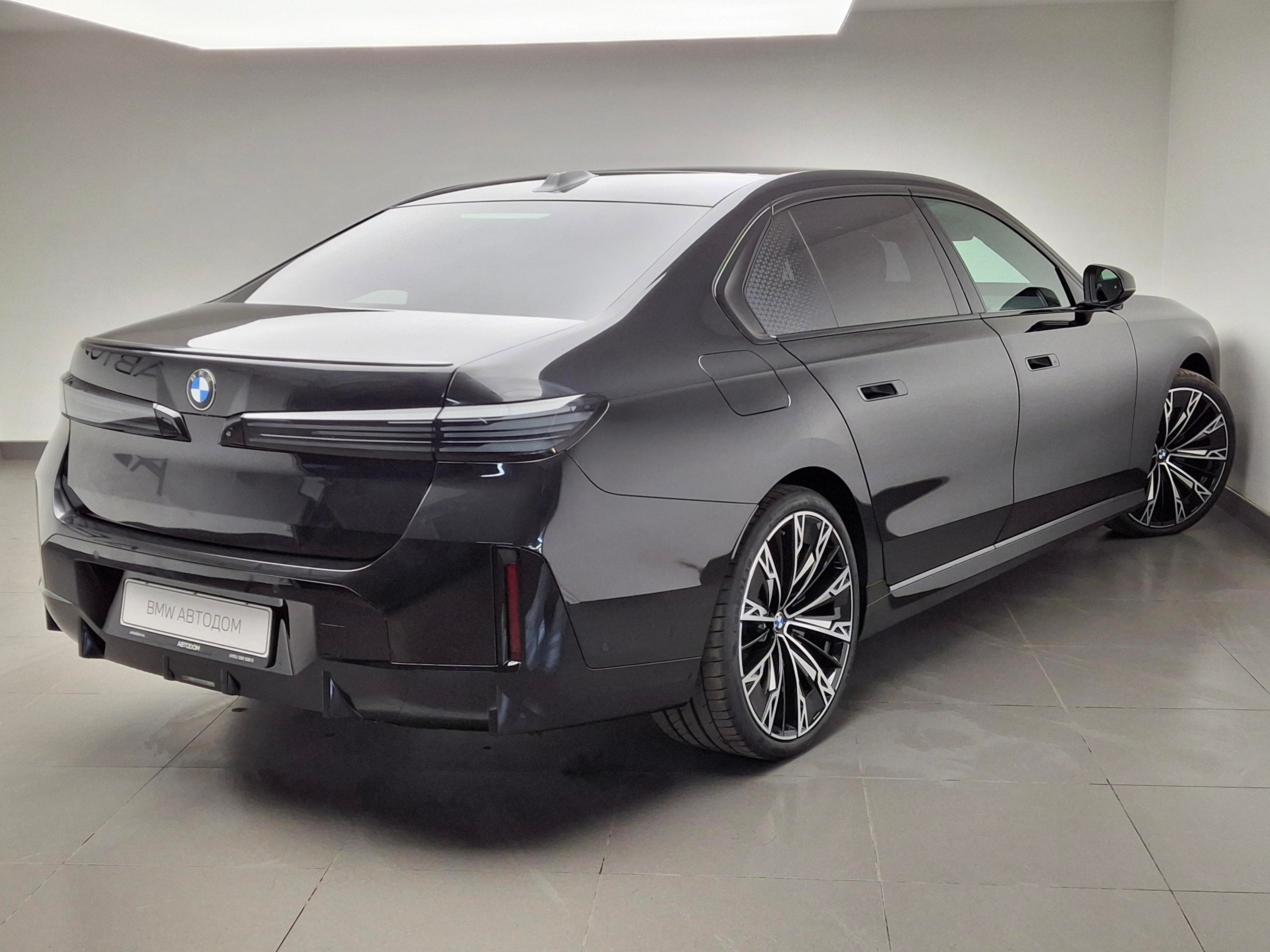 BMW 7 серия - 5