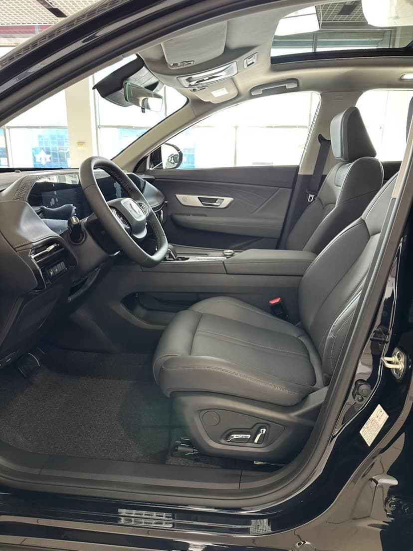 DongFeng Huge Executive 1.5T 7DCT в лизинг - 9