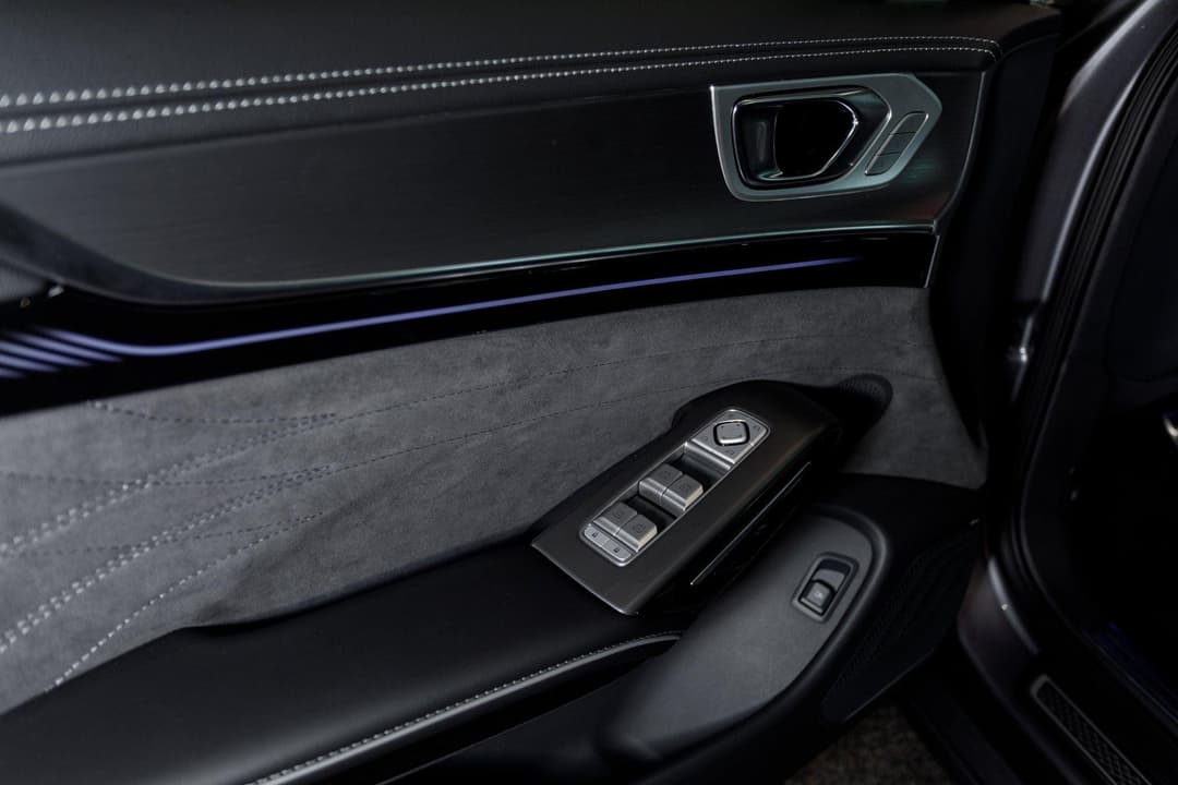Hongqi H9 2.0Т Deluxe в лизинг - 23