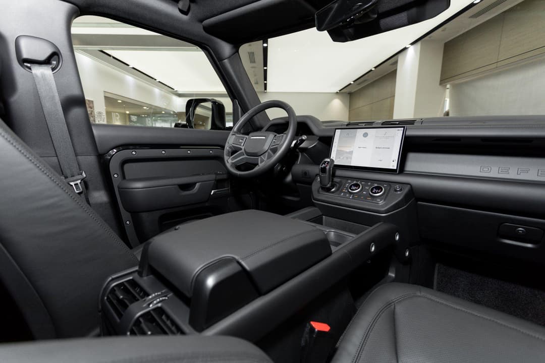 Land Rover Defender 110 3.0 дизель 350 л.с. гибрид Икс-Дайнэмик ХСЕ (X-Dynamic HSE) в лизинг - 14