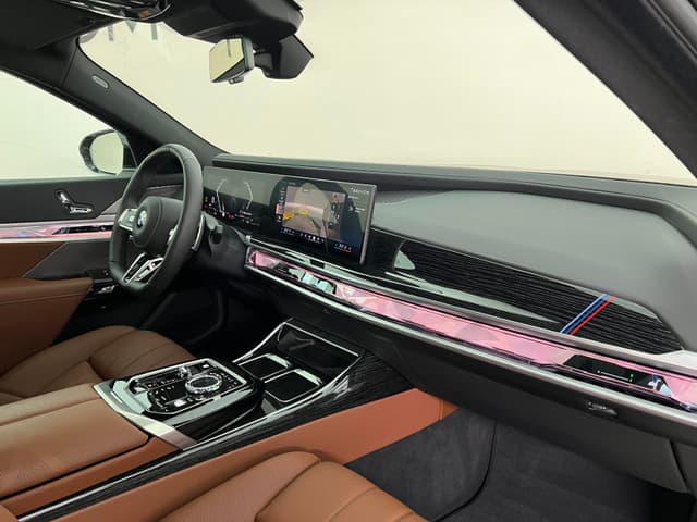 BMW 7 серия 740i xDrive в лизинг - 14