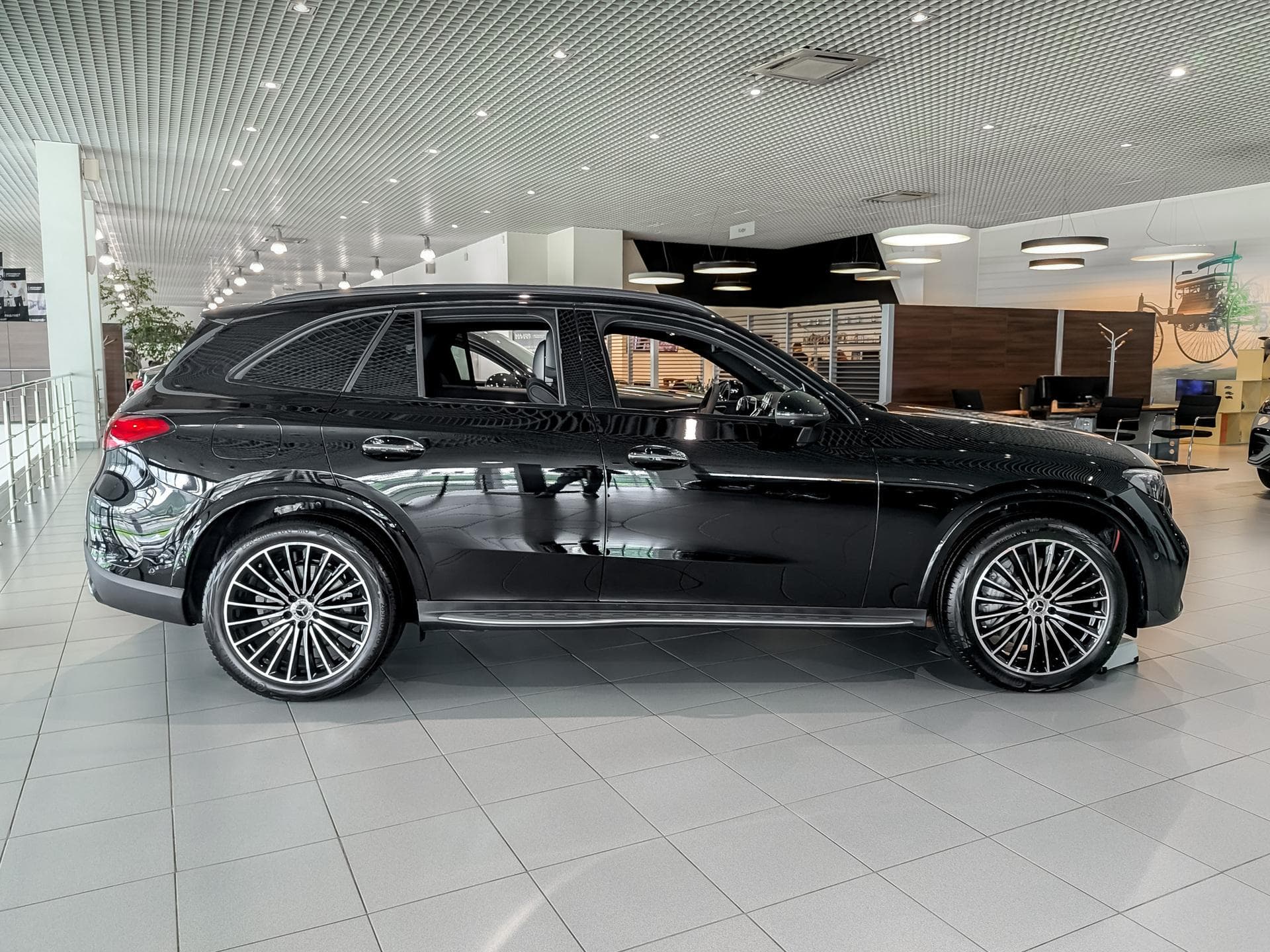 Mercedes-Benz GLC - 5