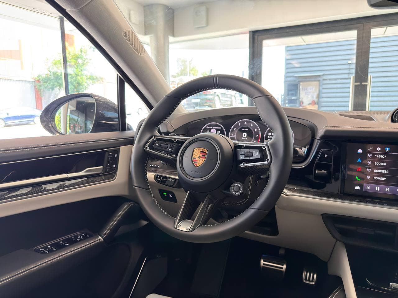 Porsche Cayenne GTS Coupe в лизинг - 25