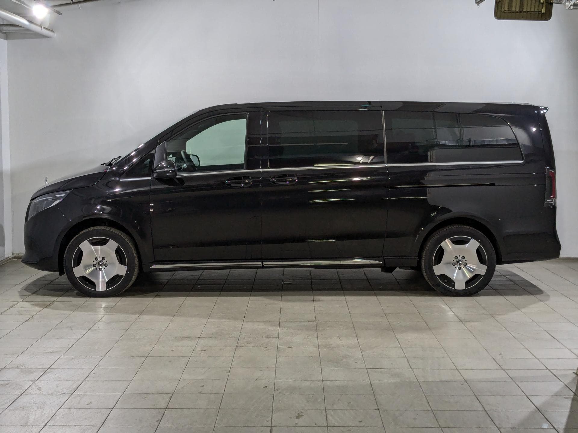 Mercedes-Benz V 300 d EL 4MATIC EXCLUSIVE в лизинг - 4