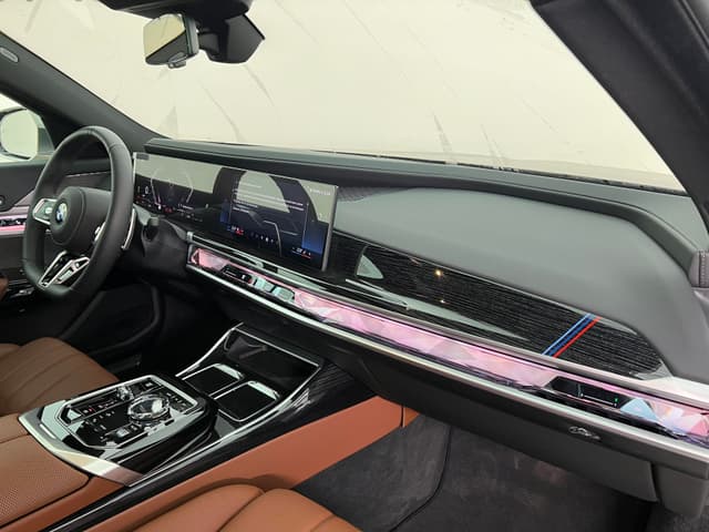 BMW 7 серия 740i xDrive в лизинг - 10
