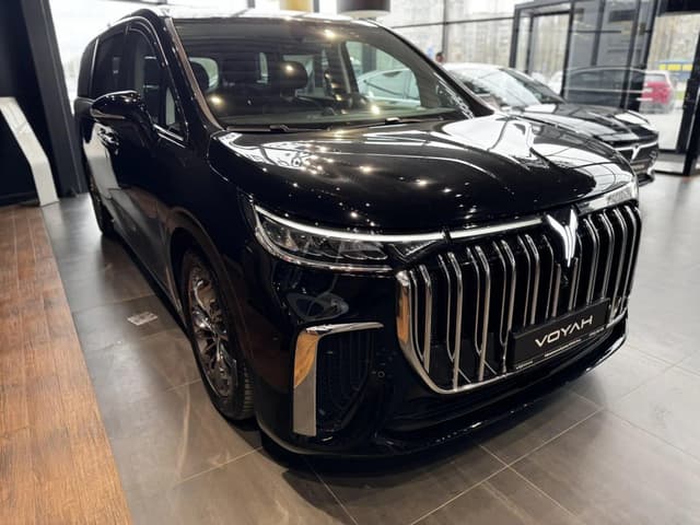 Voyah Dream PHEV Long Range (последовательный гибрид) в лизинг - 3
